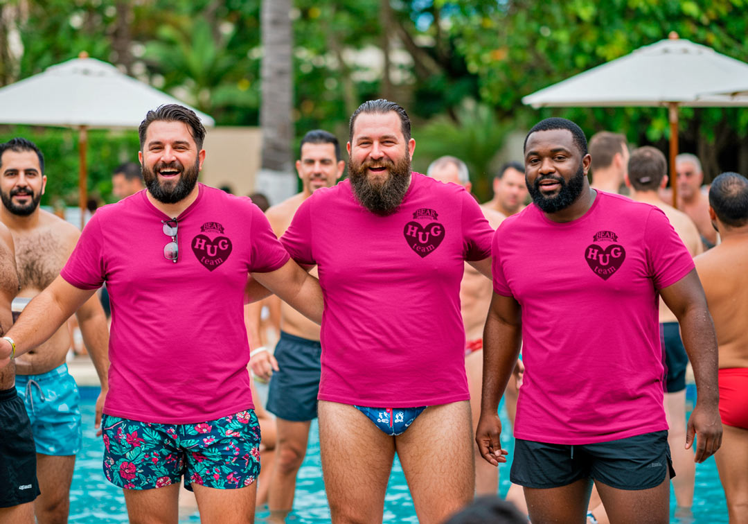 You are currently viewing Meet “The Hug Team” !