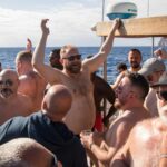 Disco & Naked boats: new tickets for Friday’s trips!